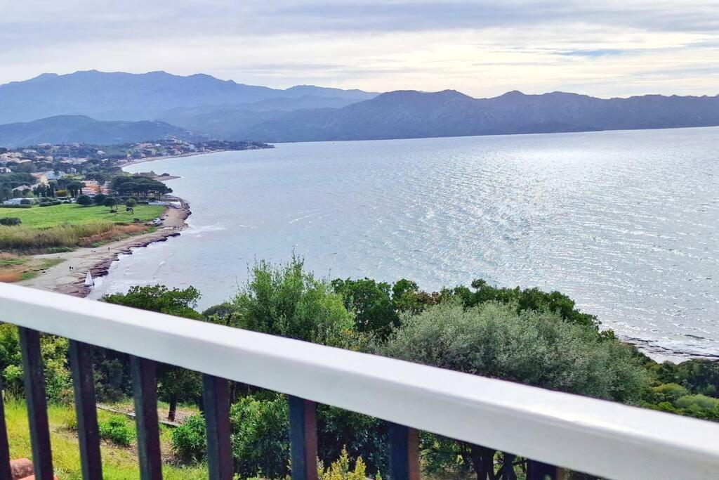 Appartement Sur La Baie De Saint Florent Patrimonio Bagian luar foto